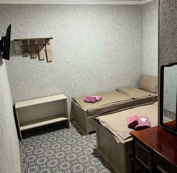 חדר אקונומי, Asia Minor