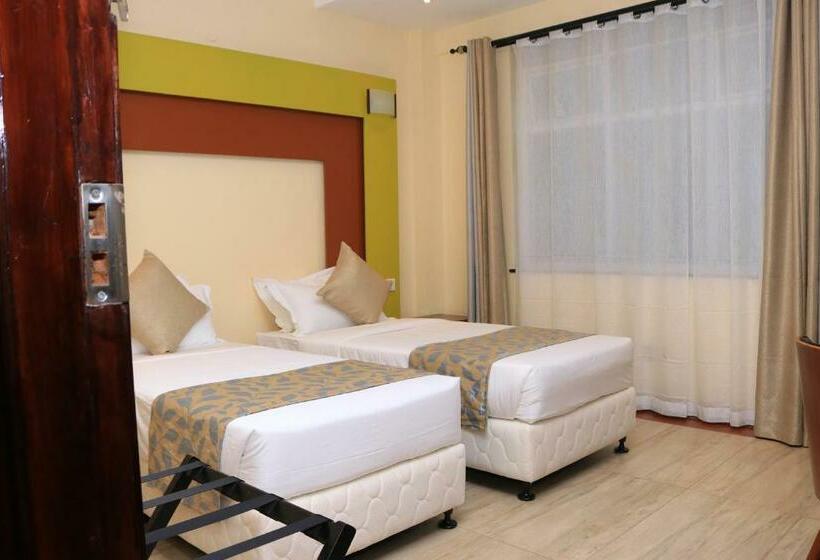 اتاق لوکس, Dallas Premiere