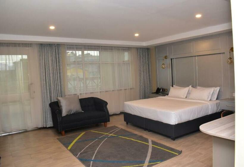 اتاق اکونومی, Dallas Premiere