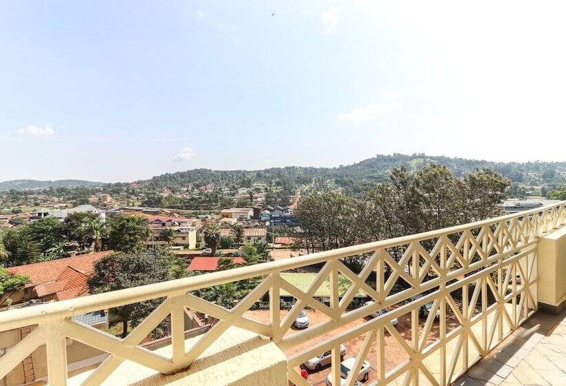 اتاق لوکس, Dallas Premiere