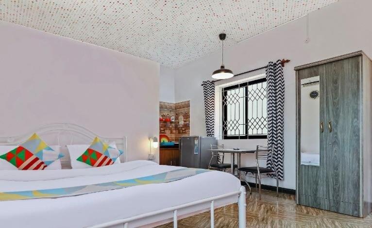 חדר קלאסי לשלושה, Flagship Chavan Guest Homes