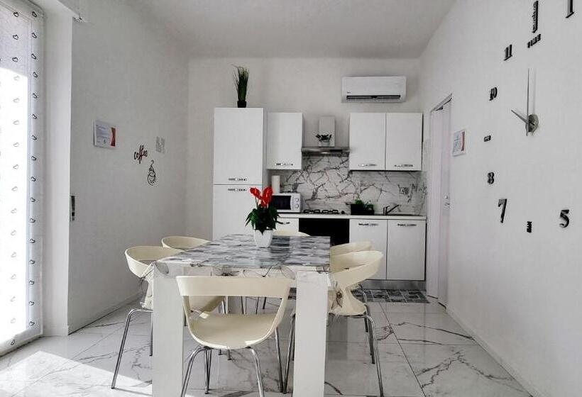 اتاق استاندارد, Guest Holiday Piave 4