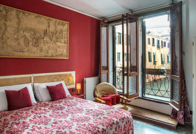 اتاق استاندارد با بالکن, Tre Sestieri Terrace   Canal View 2024