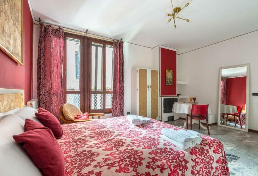 اتاق استاندارد با بالکن, Tre Sestieri Terrace   Canal View 2024