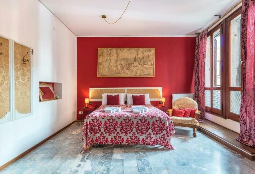 اتاق استاندارد با بالکن, Tre Sestieri Terrace   Canal View 2024