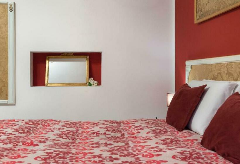 اتاق استاندارد با بالکن, Tre Sestieri Terrace   Canal View 2024