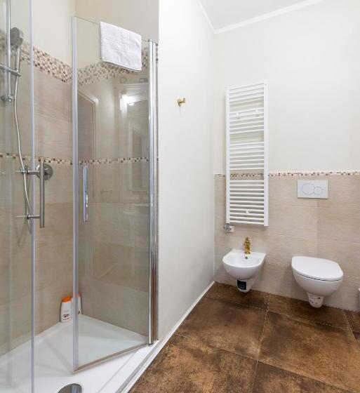 اتاق استاندارد با بالکن, Tre Sestieri Terrace   Canal View 2024