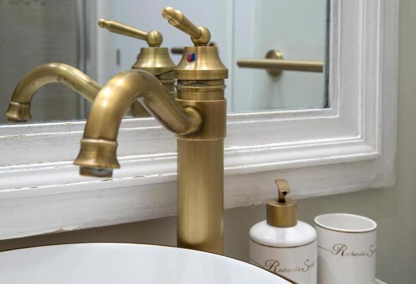 اتاق استاندارد با بالکن, Tre Sestieri Terrace   Canal View 2024