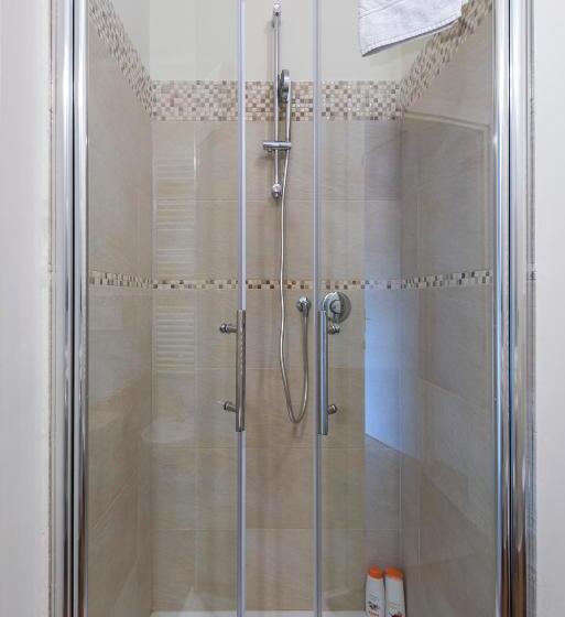 اتاق استاندارد با بالکن, Tre Sestieri Terrace   Canal View 2024