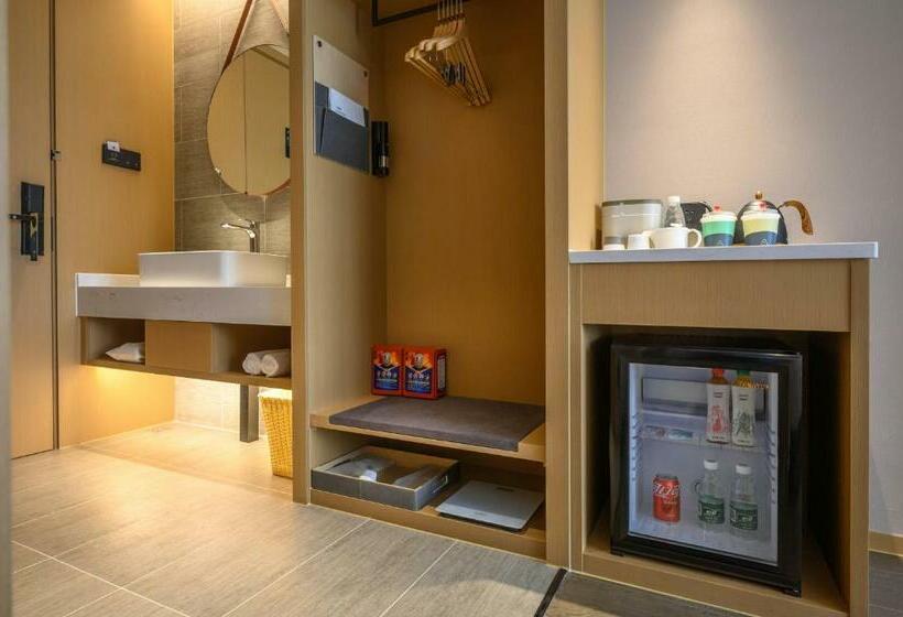 Номер Deluxe, Atour Hotel Dongguan Songhan Lake