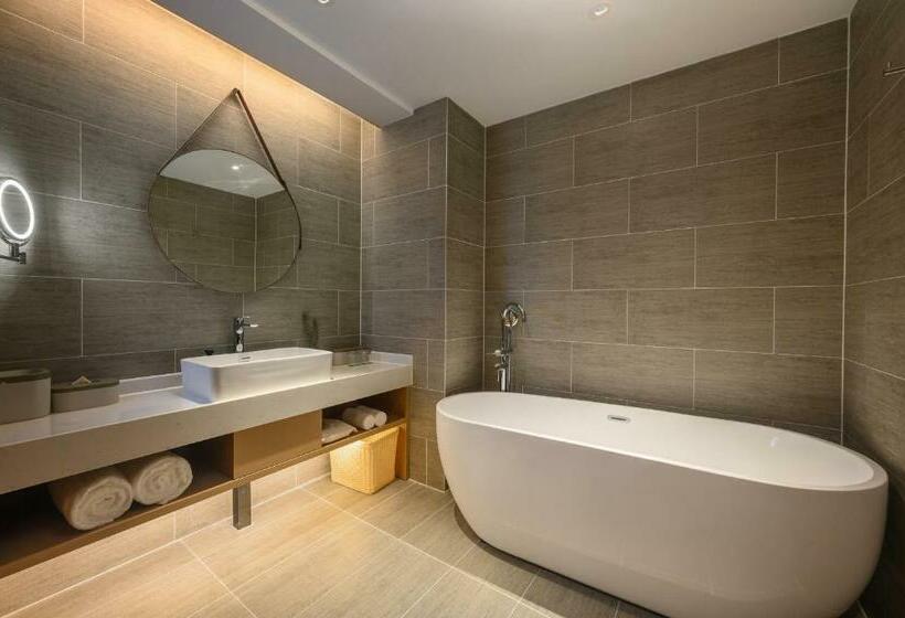 Люкс Повышенной Комфортности, Atour Hotel Dongguan Songhan Lake