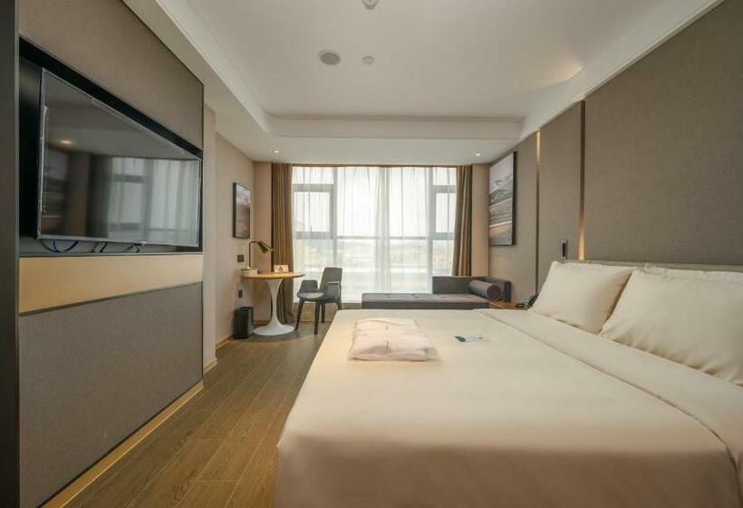 Номер Superior, Atour Hotel Dongguan Songhan Lake