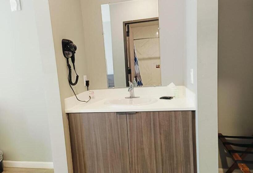 Номер Стандарт, Champion Inn Motel By Oyo Hwy 59 Shepherd