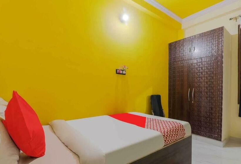 スタンダードルーム, Oyo Flagship Easy Homes