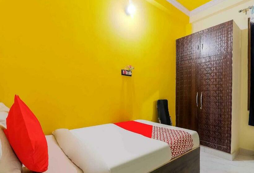 スタンダードルーム, Oyo Flagship Easy Homes