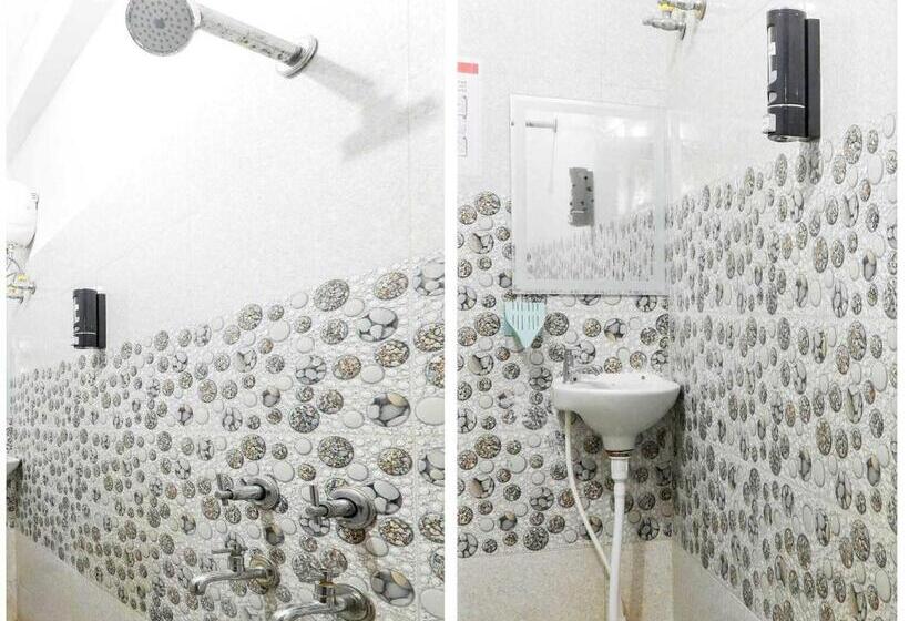 スタンダードルーム, Oyo Flagship Easy Homes