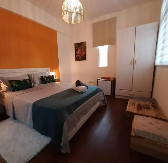 اتاق لوکس, Eden Villa