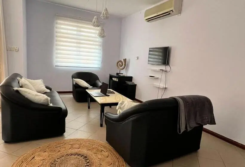 آپارتمان 1 خوابه همکف, Eden Villa