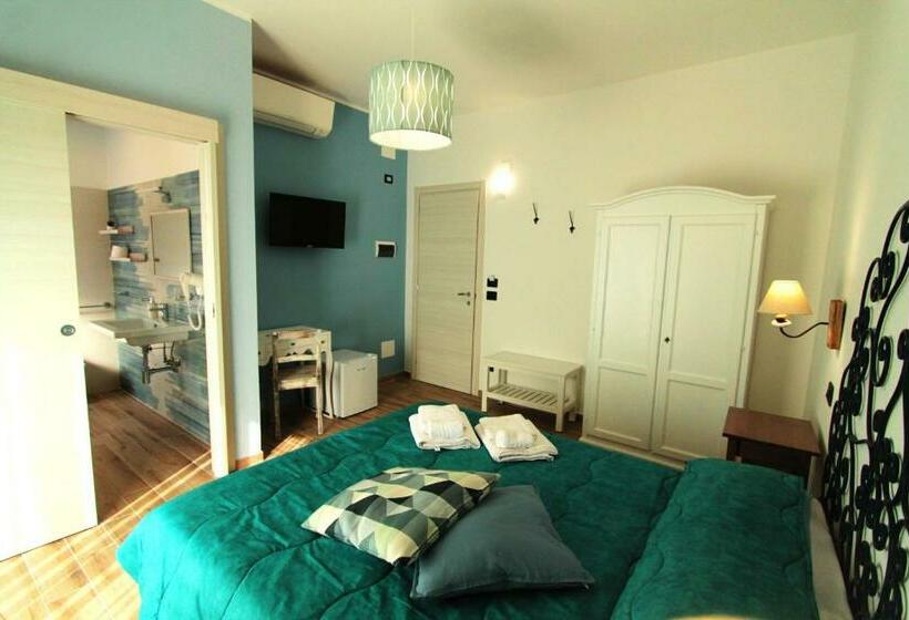 スタンダードルーム, Oltremare