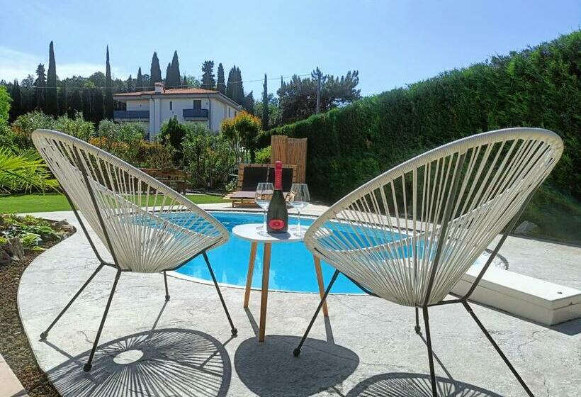 스탠다드 룸, Picnic Room And Pool