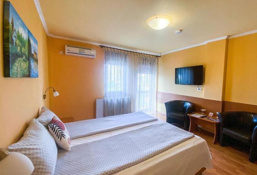 디럭스 룸, Pensiunea Tirol Baile Felix