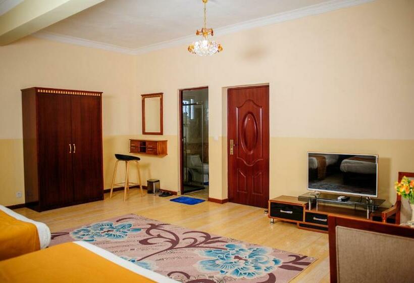 سوییت خانوادگی, Hôtel Sky Blue Mada