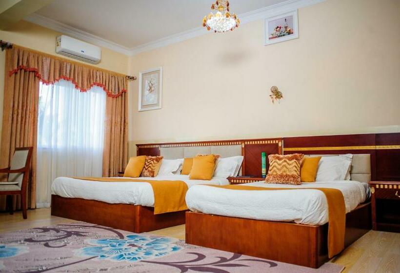 سوییت خانوادگی, Hôtel Sky Blue Mada