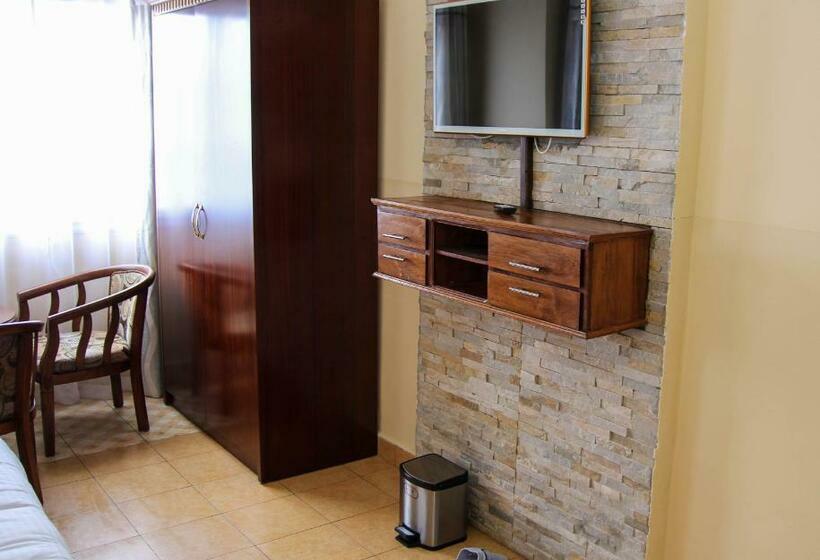 اتاق استاندارد, Hôtel Sky Blue Mada