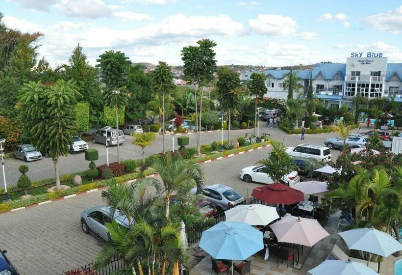 سوییت با چشمانداز باغ, Hôtel Sky Blue Mada