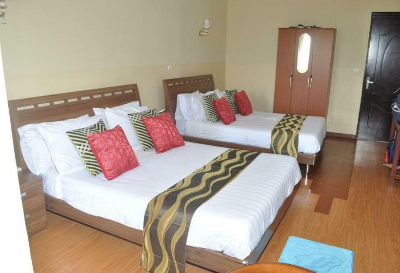 اتاق خانوادگی, Hôtel Sky Blue Mada