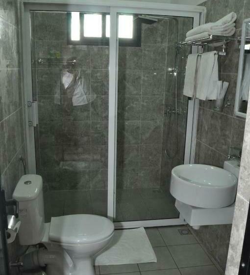 اتاق استاندارد, Hôtel Sky Blue Mada