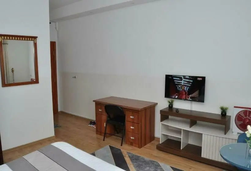 اتاق لوکس, Hôtel Sky Blue Mada
