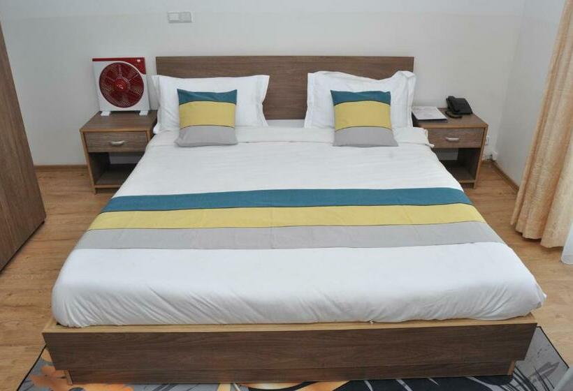 اتاق لوکس, Hôtel Sky Blue Mada