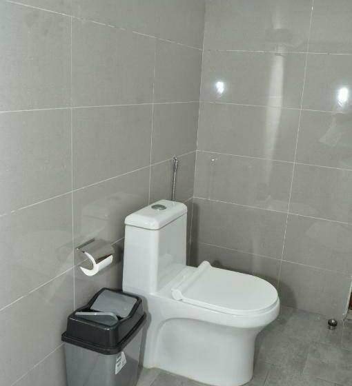 سوییت با چشمانداز استخر, Hôtel Sky Blue Mada