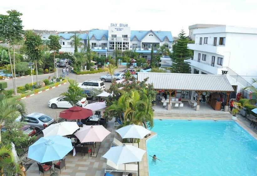 سوییت با چشمانداز استخر, Hôtel Sky Blue Mada