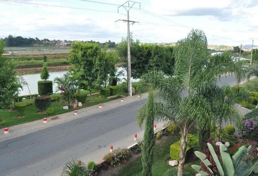 اتاق استاندارد, Hôtel Sky Blue Mada