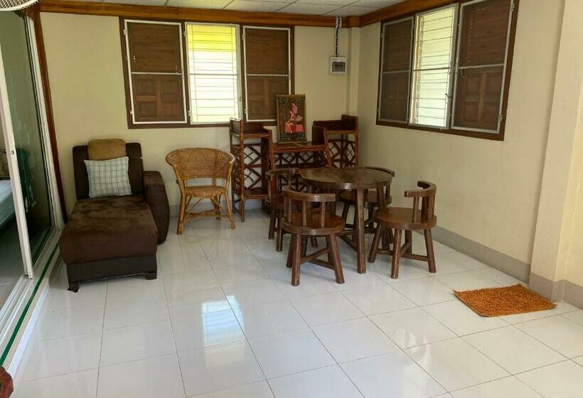 בית, 3 חדרי שינה, Baanpak Chomdoi