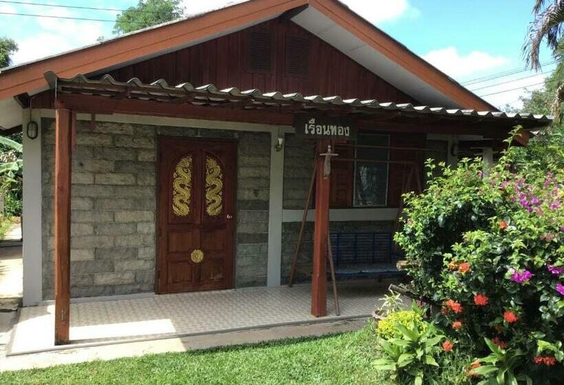 בית, 3 חדרי שינה, Baanpak Chomdoi