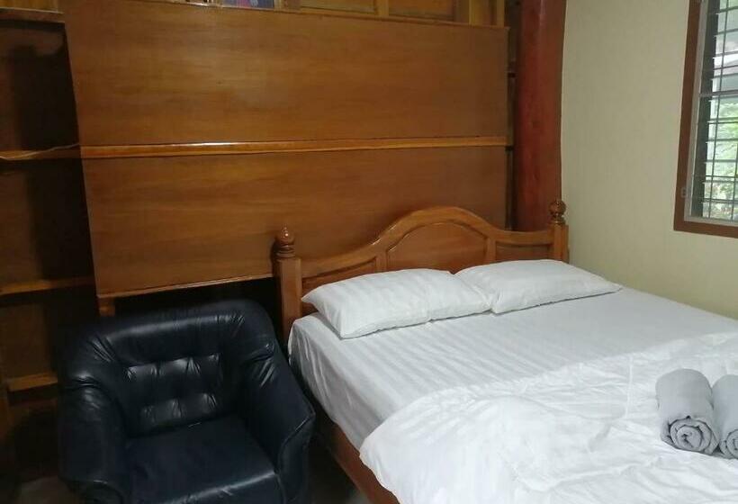 בית, 3 חדרי שינה, Baanpak Chomdoi