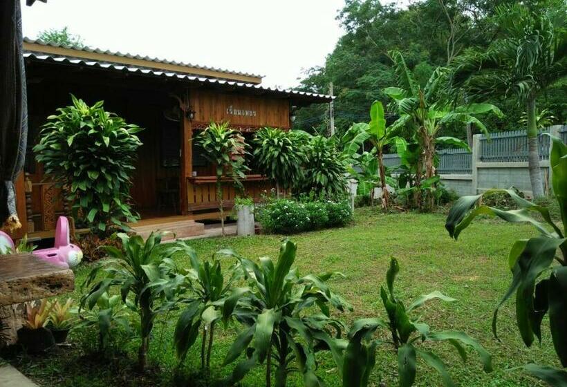 חדר סטנדרט, Baanpak Chomdoi