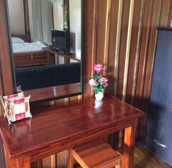 חדר סטנדרט, Baanpak Chomdoi