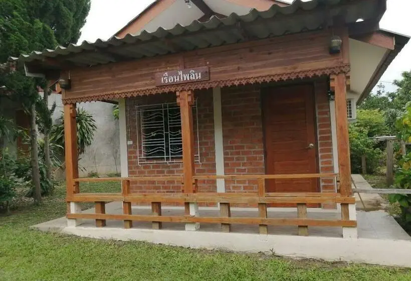 Villa 1 Makuuhuone, Baanpak Chomdoi