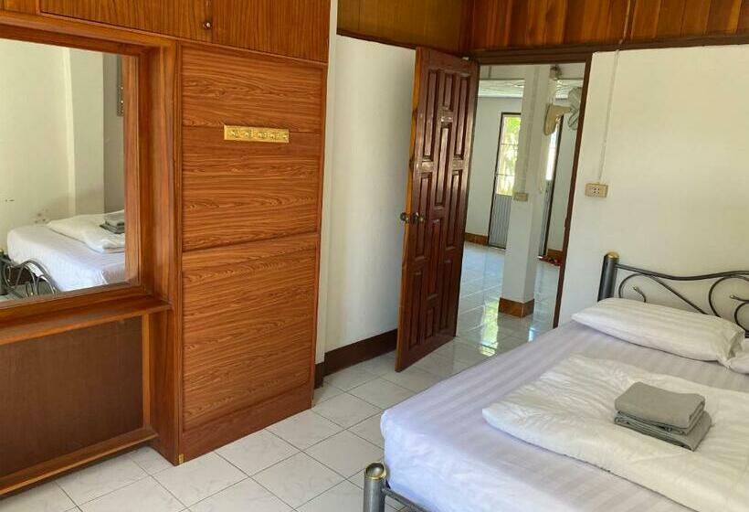 בית, 2 חדרי שינה, Baanpak Chomdoi