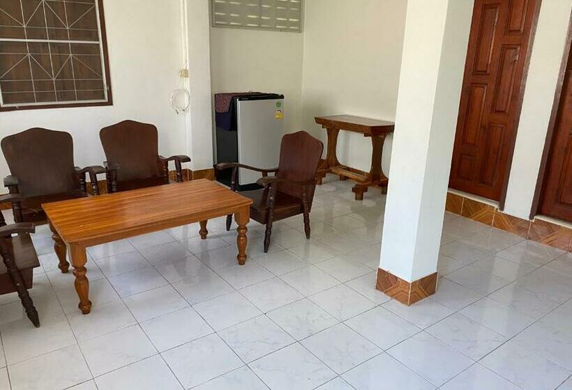 בית, 2 חדרי שינה, Baanpak Chomdoi