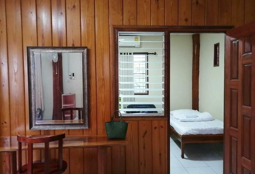 בית, 3 חדרי שינה, Baanpak Chomdoi