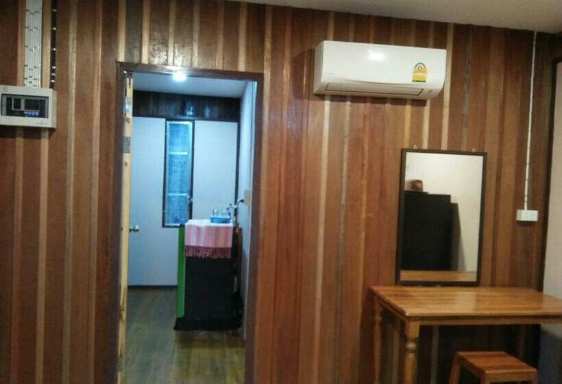 חדר סטנדרט, Baanpak Chomdoi