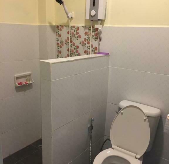 חדר סטנדרט עם מרפסת, Baanpak Chomdoi