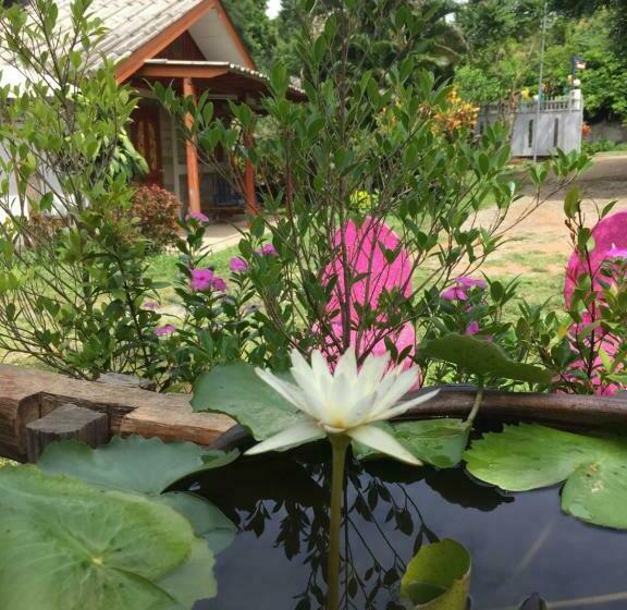 חדר סטנדרט עם מרפסת, Baanpak Chomdoi