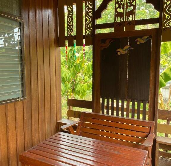 スタンダードルーム, Baanpak Chomdoi