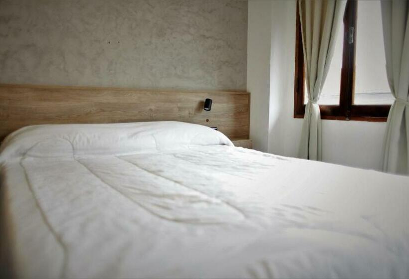 غرفة قياسية, Daives